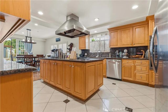 24409 Neece, Torrance, CA 90505