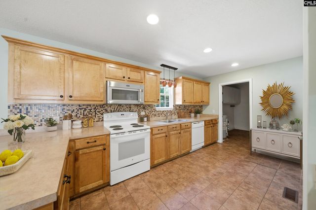 1017 OAKLAND Drive, Elgin, SC 29045