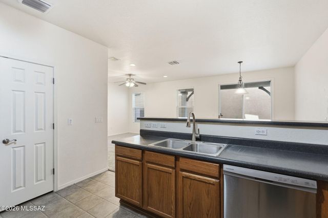 2727 N Saramano Lane, Tucson, AZ 85712