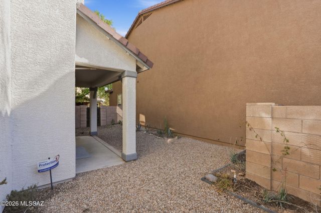 2727 N Saramano Lane, Tucson, AZ 85712