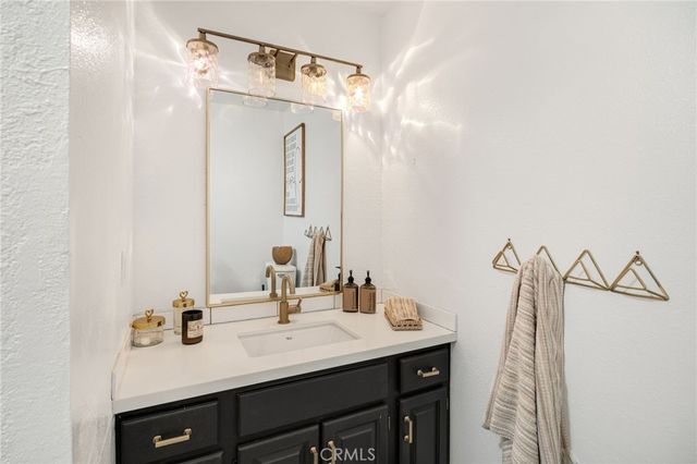 48980 De Luz Rd, Temecula, CA 92590