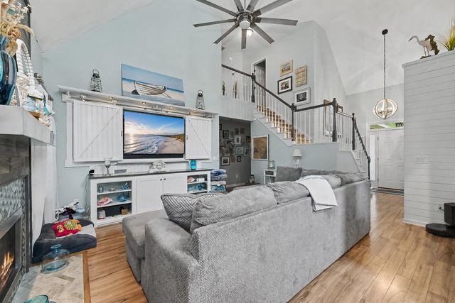 505 Pointe Of Oaks Road, Summerville, SC 29485
