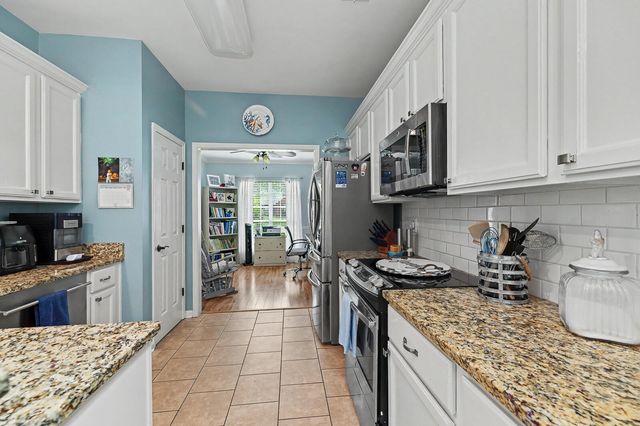 505 Pointe Of Oaks Road, Summerville, SC 29485
