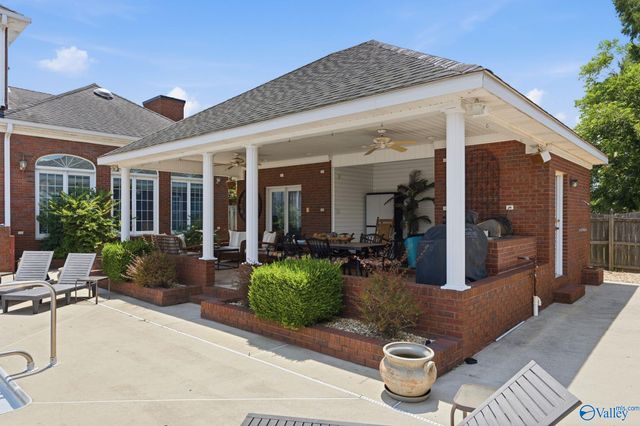1702 Townshend Trace, Decatur, AL 35603