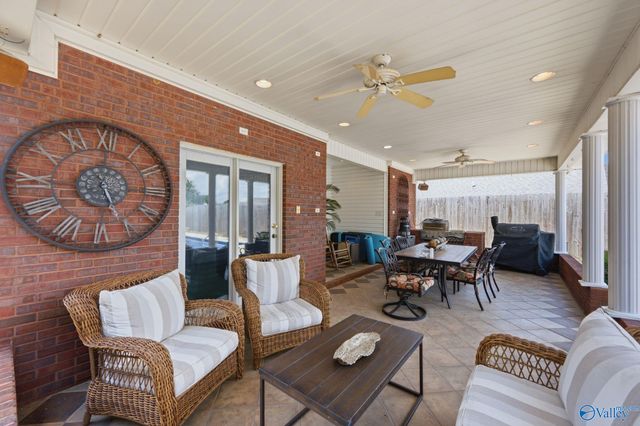 1702 Townshend Trace, Decatur, AL 35603