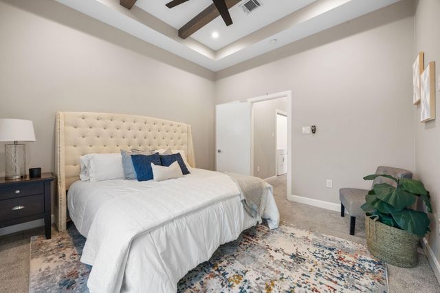 317 E 35th Street A, Houston, TX 77018