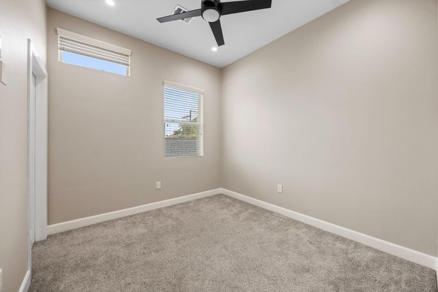 317 E 35th Street A, Houston, TX 77018