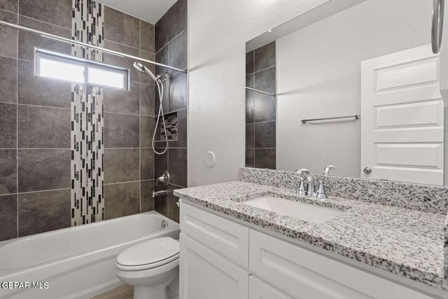 13186 EMERALD ISLE Street, El Paso, TX 79928