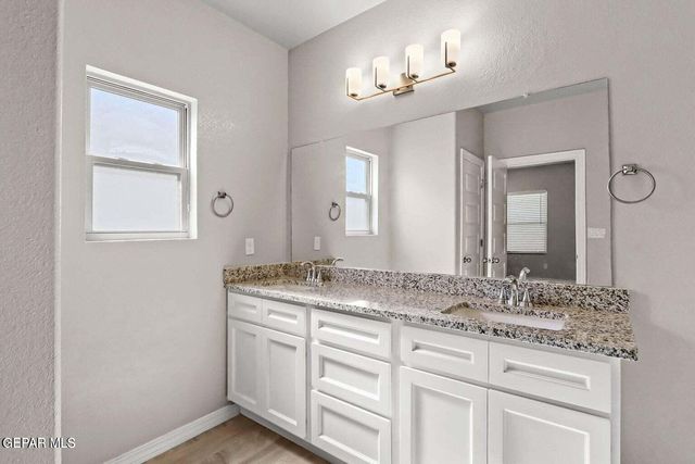 13186 EMERALD ISLE Street, El Paso, TX 79928