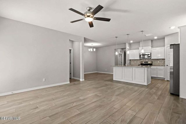 13186 EMERALD ISLE Street, El Paso, TX 79928