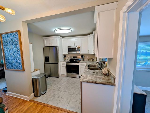 4332 9TH AVE N, St Petersburg, FL 33713