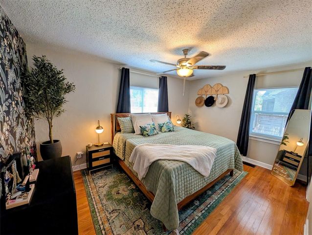 4332 9TH AVE N, St Petersburg, FL 33713