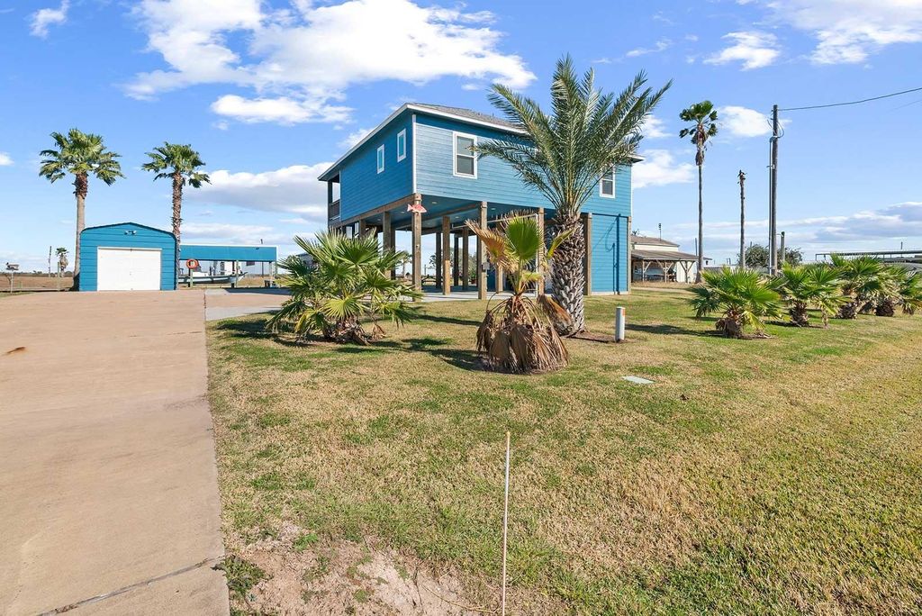 1649 County Road 299, Sargent, TX 77414