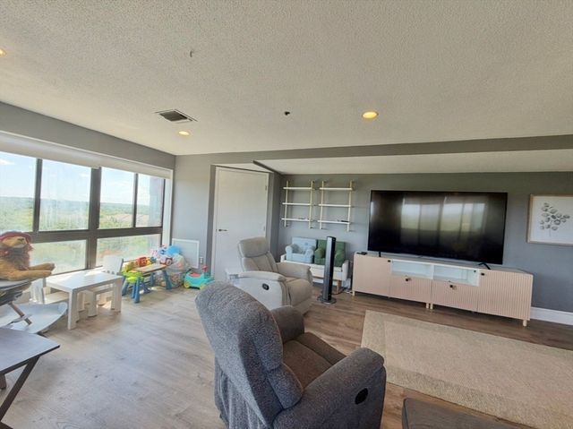 200 Burhkall 710, Weymouth, MA 02190