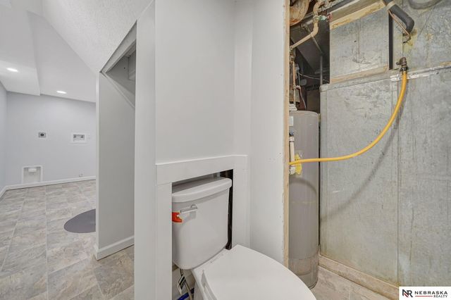 228 S 19th Street, Beatrice, NE 68310