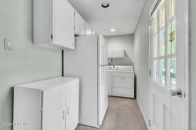 4 Knox Lane, Manalapan, NJ 07726