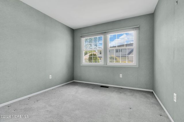 4 Knox Lane, Manalapan, NJ 07726