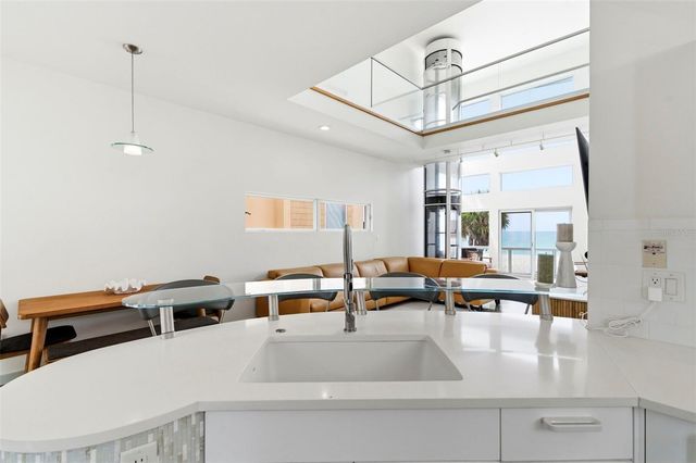 8680 W GULF BOULEVARD, Treasure Island, FL 33706