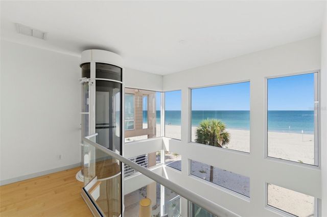 8680 W GULF BOULEVARD, Treasure Island, FL 33706