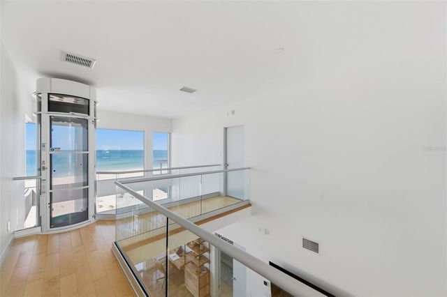 8680 W GULF BOULEVARD, Treasure Island, FL 33706