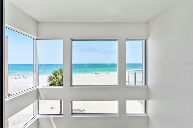 8680 W GULF BOULEVARD, Treasure Island, FL 33706