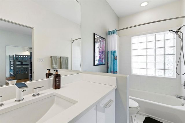 8680 W GULF BOULEVARD, Treasure Island, FL 33706