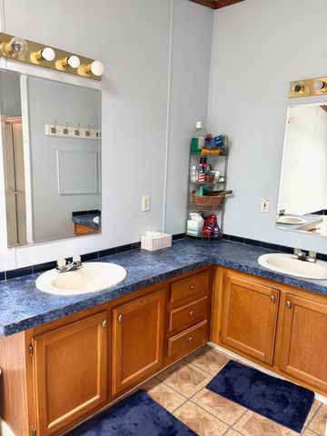 915 Isolane RD, Callaway, VA 24067