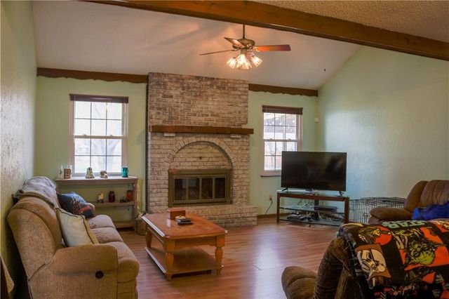 19204 E 15th Street N, Independence, MO 64056