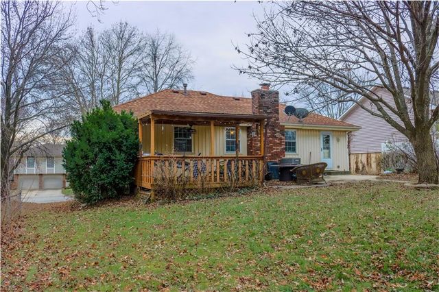 19204 E 15th Street N, Independence, MO 64056