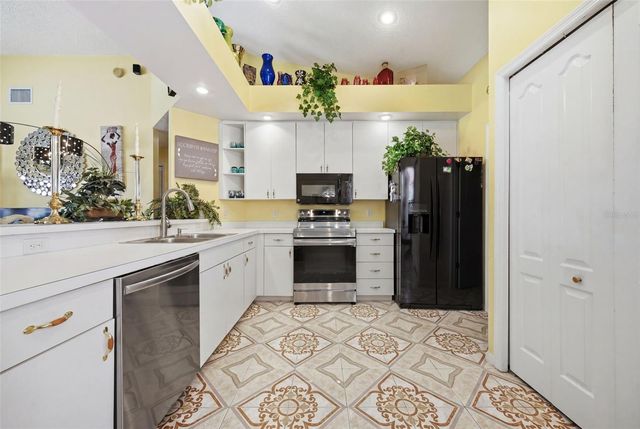 16501 BLENHEIM DRIVE, Lutz, FL 33549