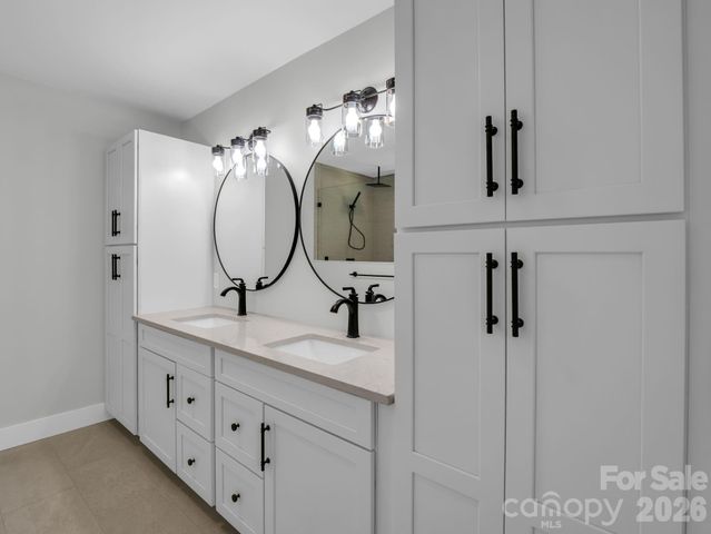 18 Worley Place, Asheville, NC 28806