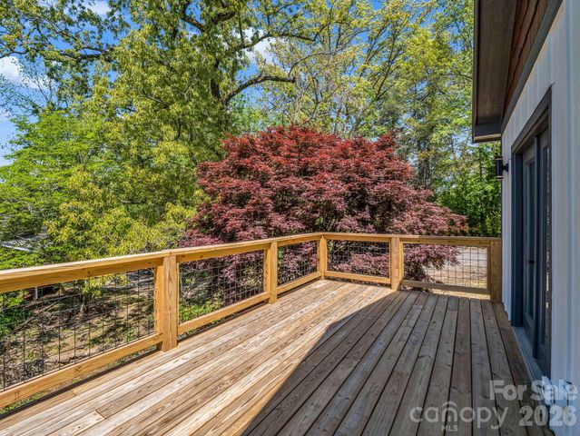 18 Worley Place, Asheville, NC 28806