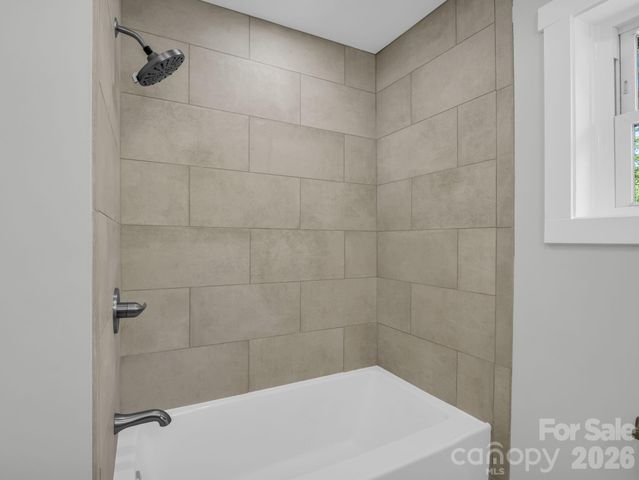 18 Worley Place, Asheville, NC 28806