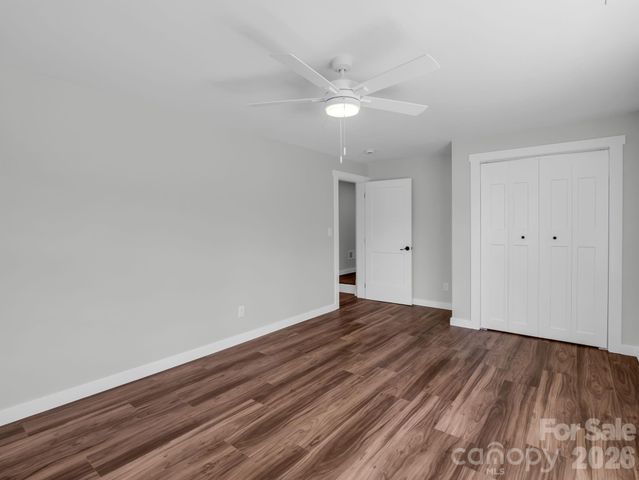 18 Worley Place, Asheville, NC 28806
