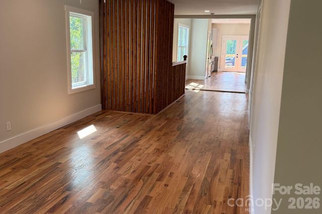 18 Worley Place, Asheville, NC 28806