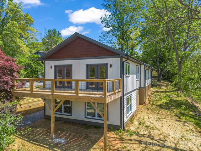 18 Worley Place, Asheville, NC 28806