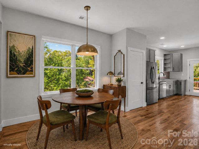 18 Worley Place, Asheville, NC 28806