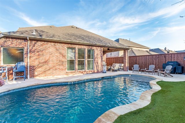 2215 Houston Drive, Melissa, TX 75454