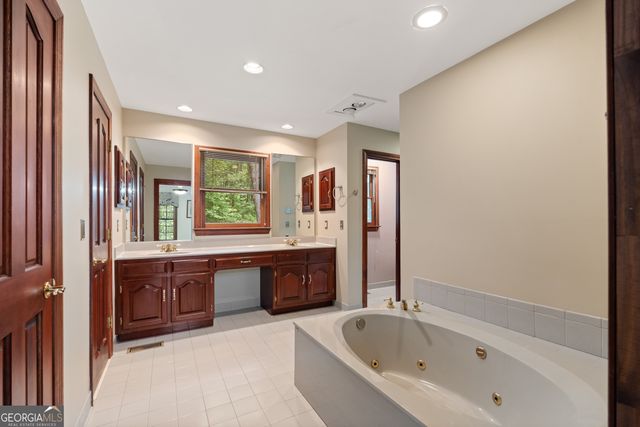 238 Foggy Bottom Drive, Carrollton, GA 30116