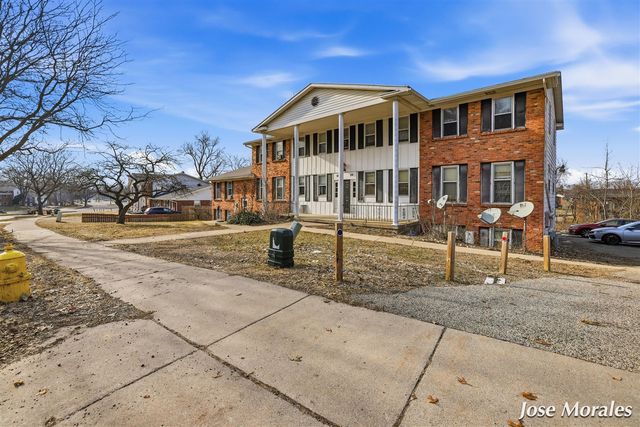 1833 Prairie Parkway, Wyoming, MI 49519