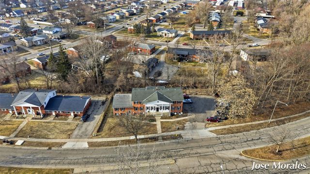 1833 Prairie Parkway, Wyoming, MI 49519