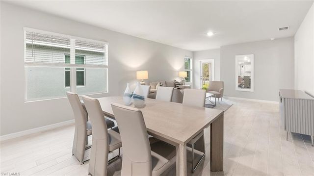 1259 BROOKLANDS DR, Fort Myers, FL 33905