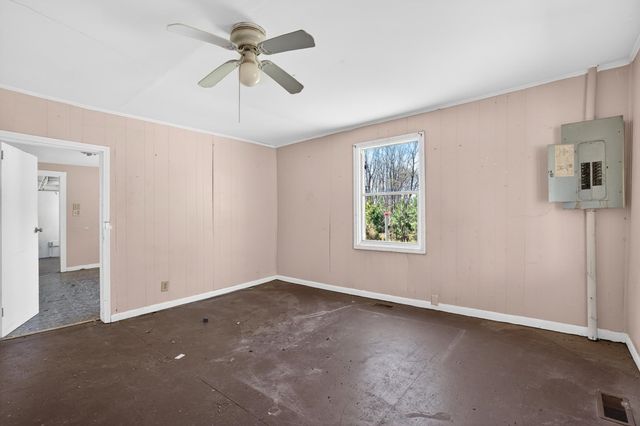 131 Holy Street, Spartanburg, SC 29307