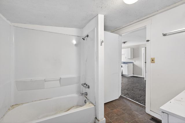 131 Holy Street, Spartanburg, SC 29307