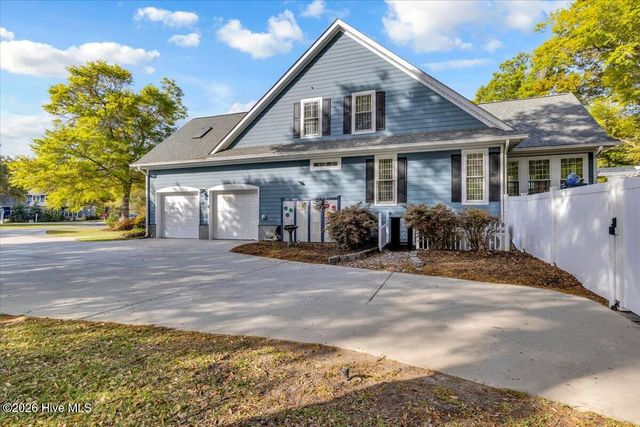 6179 Compass Court, Southport, NC 28461