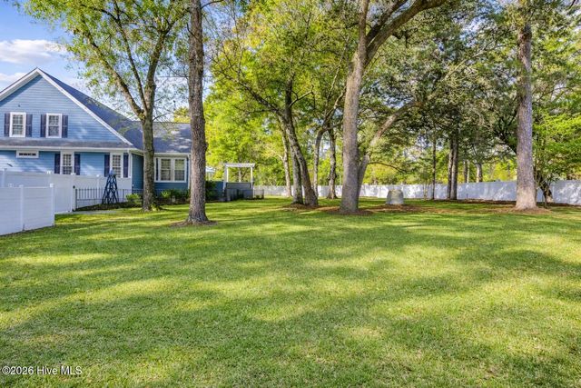 6179 Compass Court, Southport, NC 28461