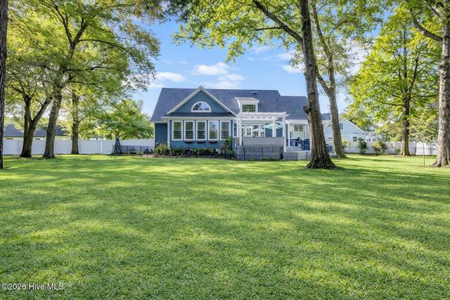 6179 Compass Court, Southport, NC 28461