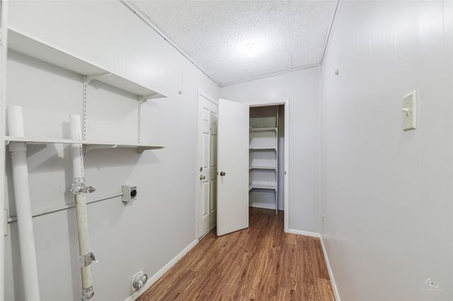 8033 Pinewood Drive, Benbrook, TX 76116