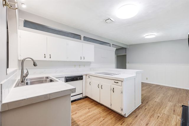 8033 Pinewood Drive, Benbrook, TX 76116