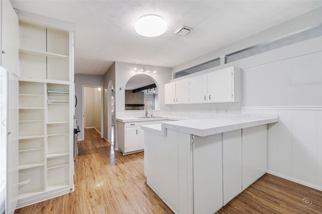 8033 Pinewood Drive, Benbrook, TX 76116